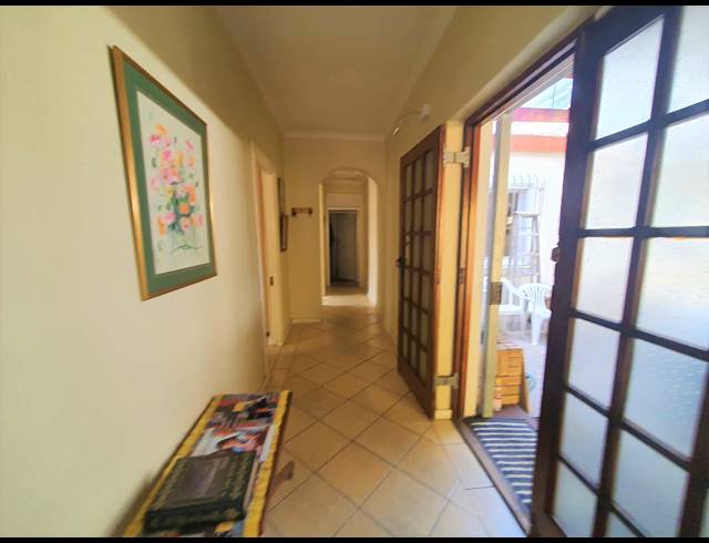 7 BEDROOM HOUSE FOR SALE IN GOODWOOD ESTATE